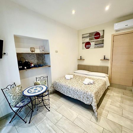 Casa Barbara 15-17 Apartment Catania Ngoại thất bức ảnh
